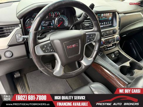 Used 2017 GMC Yukon SLT AWD/4WD image 18
