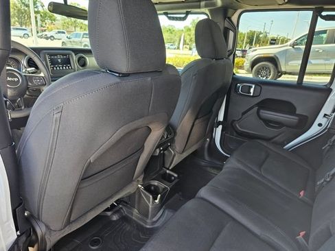 Used 2023 Jeep Wrangler Unlimited Sport AWD/4WD image 22