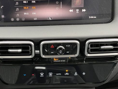 New 2026 Nissan Sentra SV w/ Floor Mat Package image 4