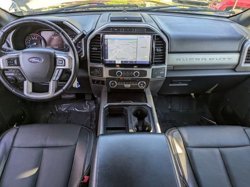 Used 2022 Ford F350 Lariat image 17