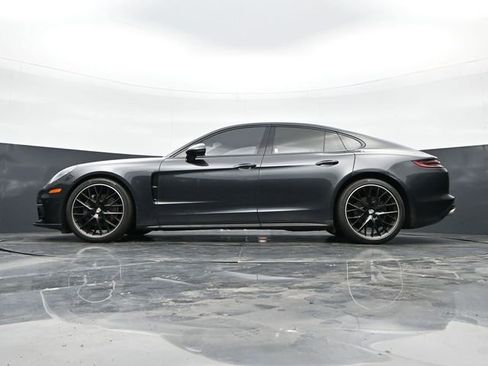 Used 2020 Porsche Panamera 4 image 37