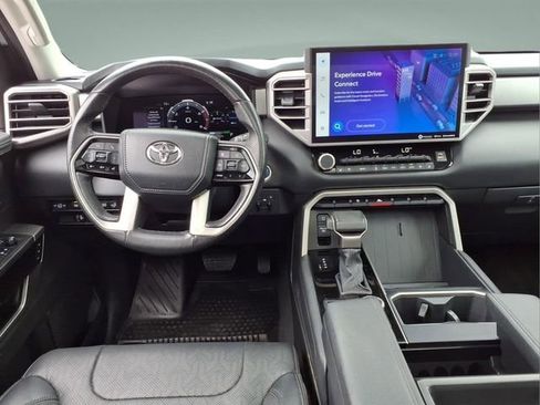 Used 2023 Toyota Tundra Limited AWD/4WD image 17