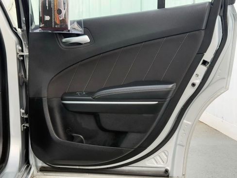 Used 2022 Dodge Charger SXT image 18