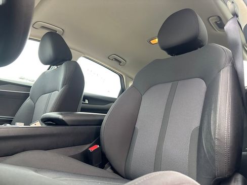 Used 2023 Kia K5 LXS image 9
