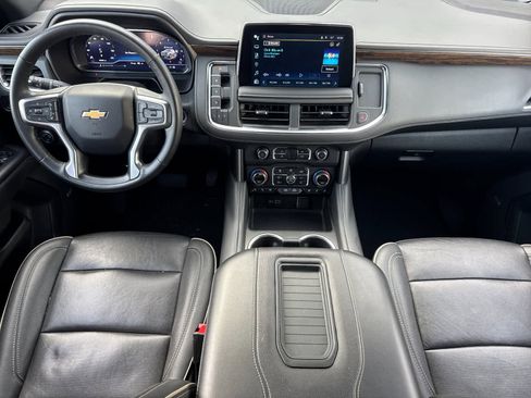 Used 2024 Chevrolet Tahoe Premier image 3