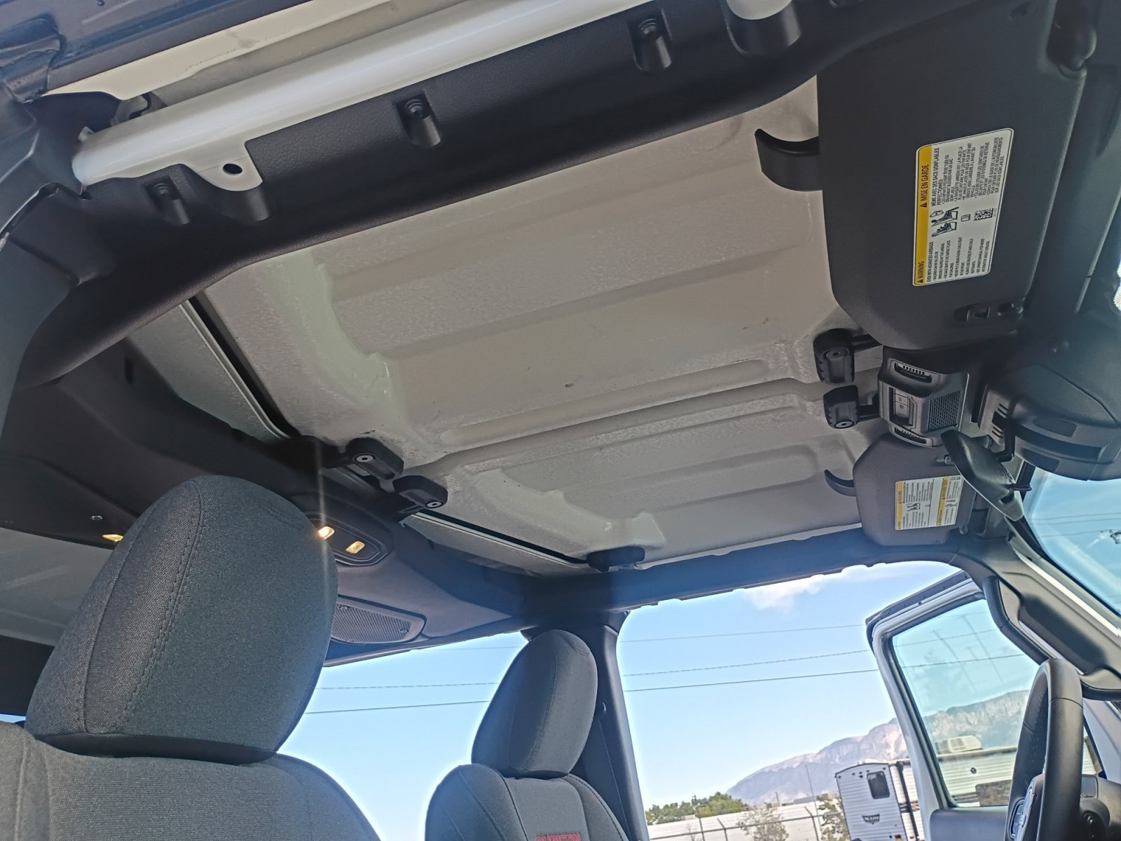 Used 2026 Jeep Gladiator Rubicon w/ Steel Power Dome Hood Package AWD/4WD image 33