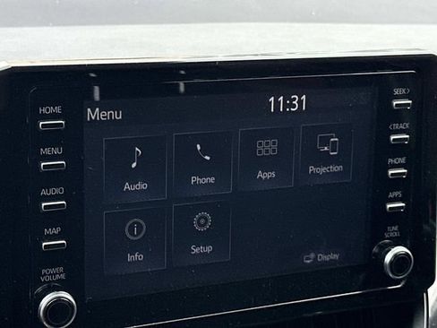 Used 2020 Toyota Corolla LE image 20