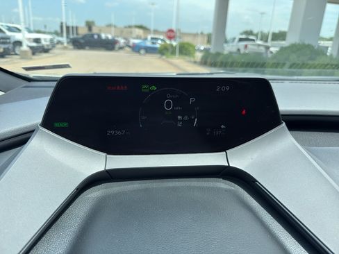 Used 2023 Toyota Prius Prime FWD image 11