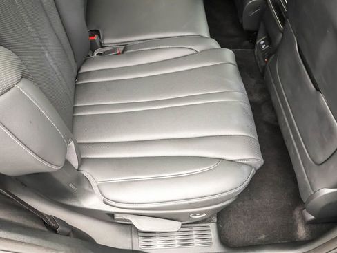 Used 2025 Genesis GV80 2.5T Select image 35