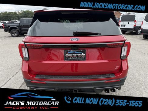 Used 2025 Ford Explorer ST AWD/4WD image 10