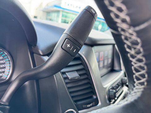 Used 2019 Chevrolet Tahoe LT image 33