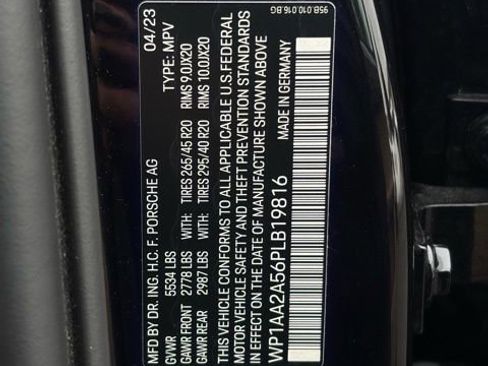 Used 2023 Porsche Macan image 76