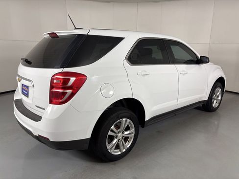 Used 2016 Chevrolet Equinox LS image 9
