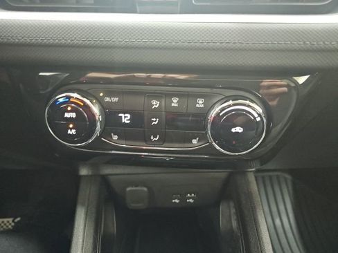 Used 2024 Chevrolet TrailBlazer LT w/ Convenience Package image 9