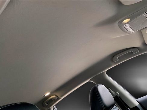 Used 2023 Nissan Murano SV image 23