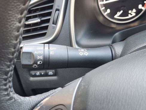 Used 2023 Nissan Murano SV image 26