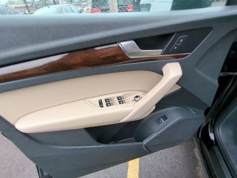 Used 2019 Audi Q5 2.0T Premium image 8