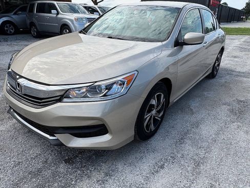 Used 2017 Honda Accord LX image 2