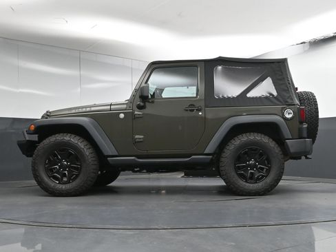 Used 2015 Jeep Wrangler Sport image 26