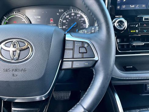 Used 2020 Toyota Highlander Platinum FWD image 24