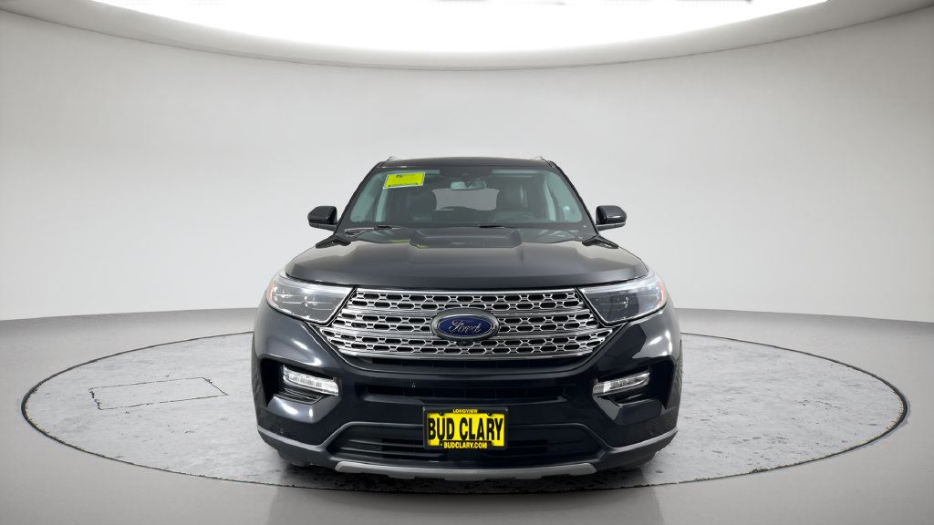 Used 2024 Ford Explorer Limited AWD/4WD image 2