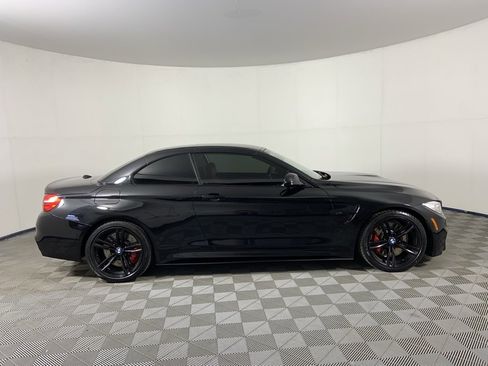 Used 2016 BMW M4 Convertible w/ Executive Package image 2