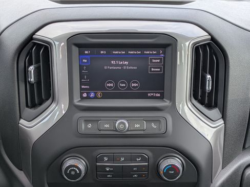 Used 2022 Chevrolet Silverado 3500 W/T AWD/4WD image 18