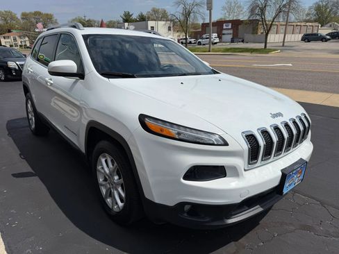Used 2014 Jeep Cherokee Latitude image 5