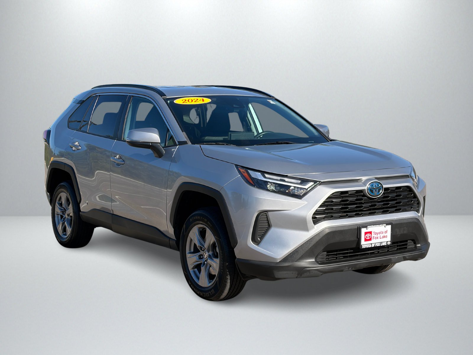 Used 2024 Toyota RAV4 XLE AWD/4WD image 7