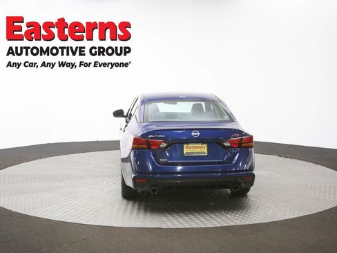 Used 2023 Nissan Altima 2.5 SR image 33