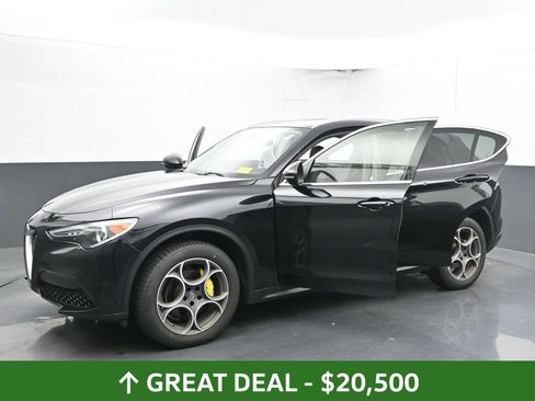 Used 2020 Alfa Romeo Stelvio Sport w/ Cold Weather Package image 50