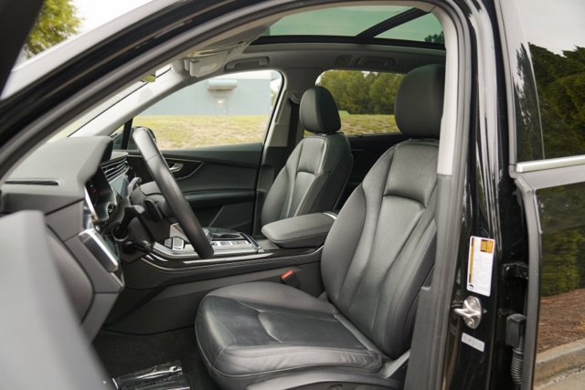 Used 2022 Audi Q7 3.0T Premium Plus w/ Premium Plus Package AWD/4WD image 31