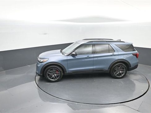 New 2026 Ford Explorer ST w/ Sun And Sound Package image 26