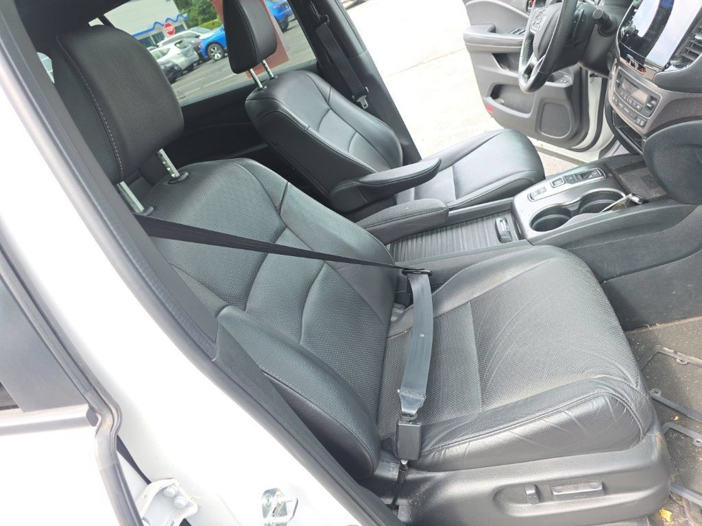 Certified 2023 Honda Passport EX-L image 26