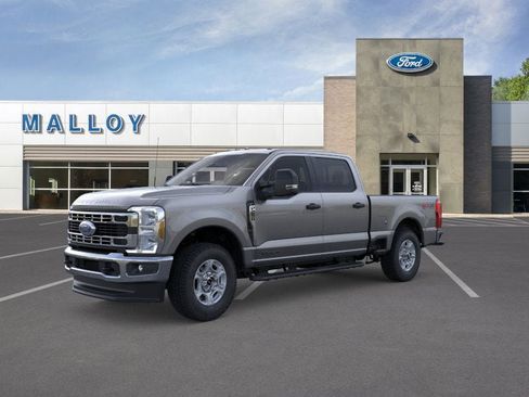 New 2026 Ford F250 XLT w/ FX4 Off-Road Package AWD/4WD image 1
