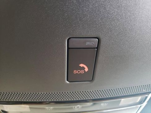 New 2025 Nissan Armada SL w/ Captain's Chari Seat Package image 19