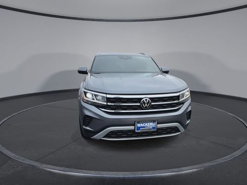 Used 2020 Volkswagen Atlas Cross Sport SEL image 3