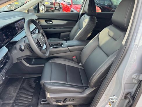 Used 2025 Nissan Murano SL AWD/4WD image 7