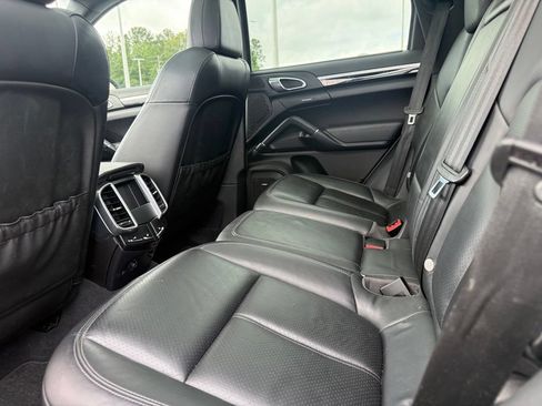 Used 2012 Porsche Cayenne S AWD/4WD image 16