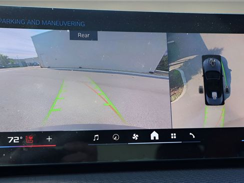 Used 2025 BMW M4 xDrive Competition w/ M Driver's Package image 25