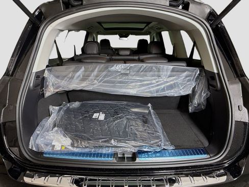 Used 2026 Mercedes-Benz GLS 450 4MATIC image 28