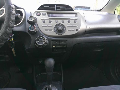 Used 2013 Honda Fit image 15