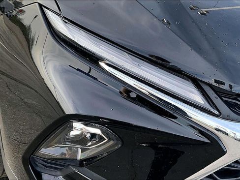 Used 2025 Chevrolet Blazer LT image 25