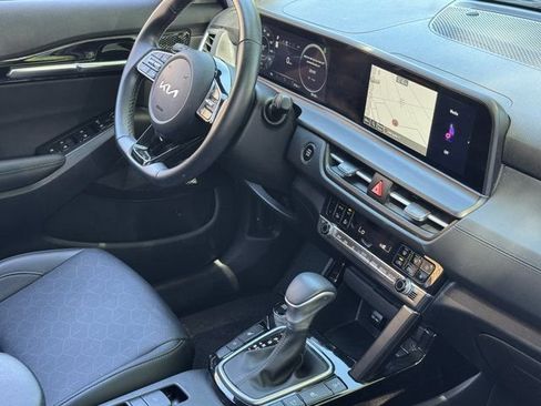 Used 2024 Kia Seltos SX AWD/4WD image 11