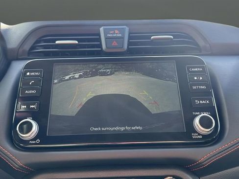 New 2025 Nissan Versa SR w/ Trunk Package image 8