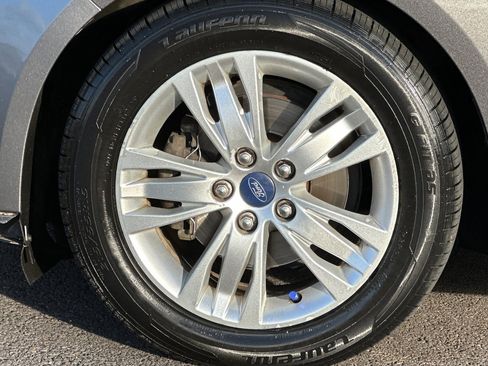 Used 2012 Ford Focus SEL image 28