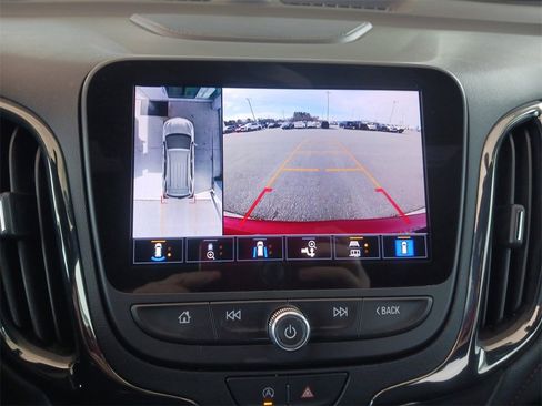 Used 2022 Chevrolet Equinox RS w/ RS Leather Package image 21