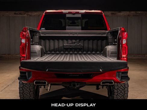 Used 2020 Chevrolet Silverado 1500 High Country w/ Technology Package image 9