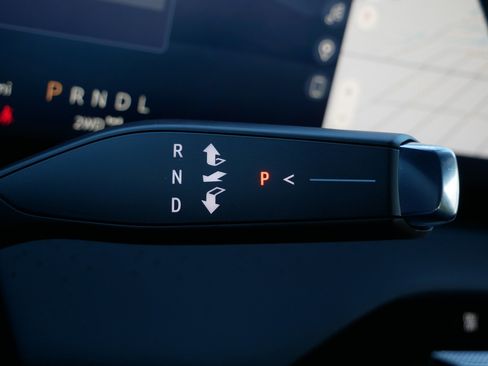 New 2026 Buick Enclave Avenir w/ Super Cruise Package image 9