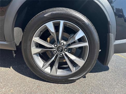 Certified 2025 INFINITI QX60 Luxe AWD/4WD image 32